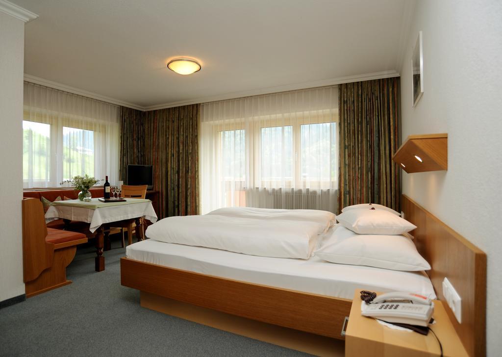 Hotel Haus Alpina Au (Vorarlberg) Pokój zdjęcie
