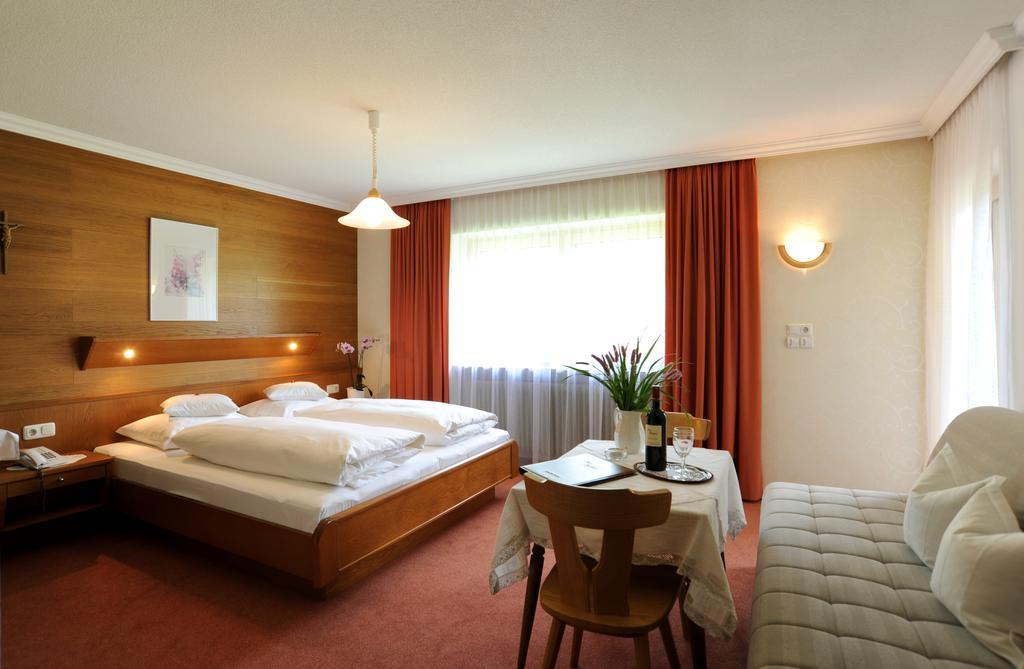 Hotel Haus Alpina Au (Vorarlberg) Pokój zdjęcie